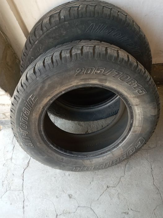 Шины 205/70/R15 продам