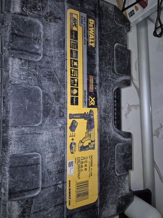 Комплект dewalt за всичко 500 евро