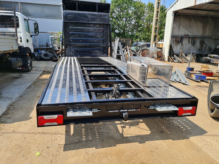 Confecții metalice platforme utilaje și transport auto iveco Mercedes
