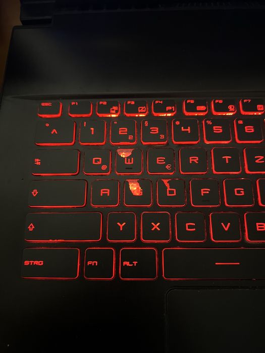 Laptop MSI GF 75 Thin 95C