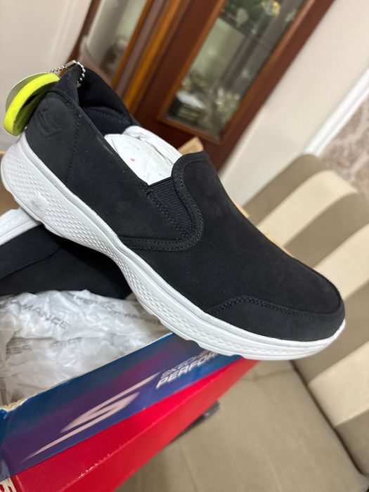 Skechers original мужской обувь на осень- весна!