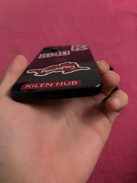 Iphone 14 Имеется коробка/зарядка