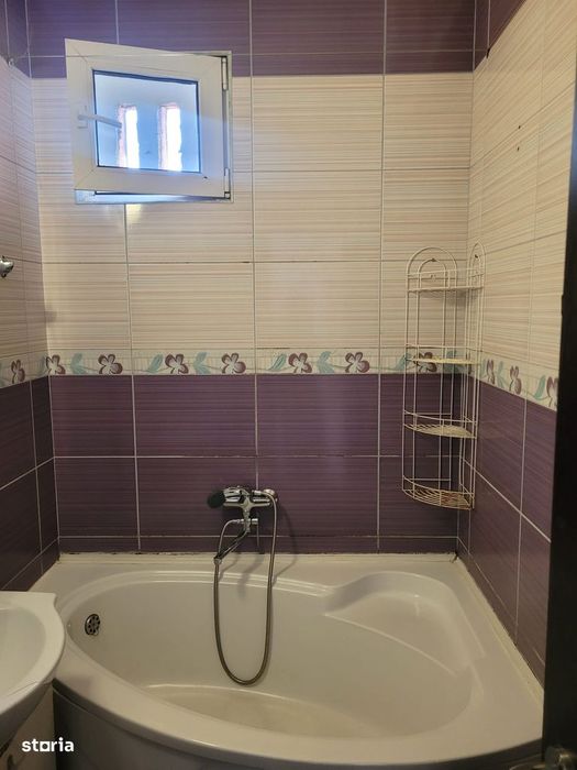 Apartament 3 camere Zona Spitalul Județean