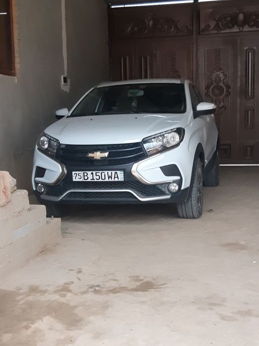 Lada X ray 2019yil 48000 probeg