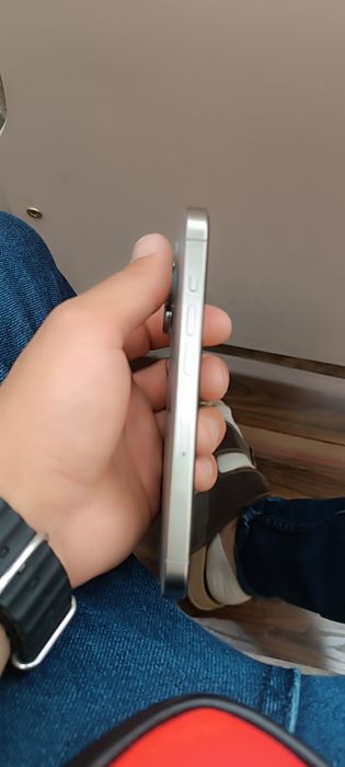 iPhone 15 pro titan 128 gb qirchilgan yeri yoʻq yomks 89