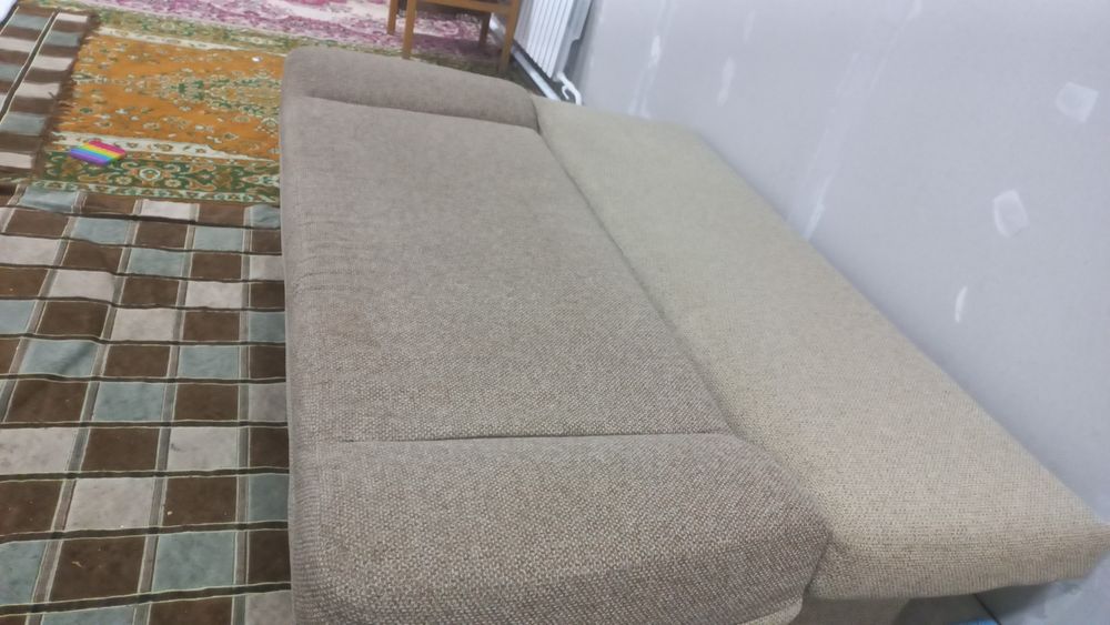 Продам диван в отличном состоянии