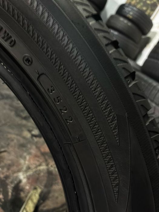 235/50R20 104V Yokohama 2022 7mm aproape noi