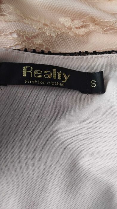 Официална черна къса рокля с пайети