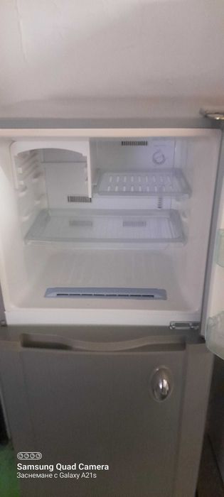 Хладилник Самсунг инокс 1,45 см