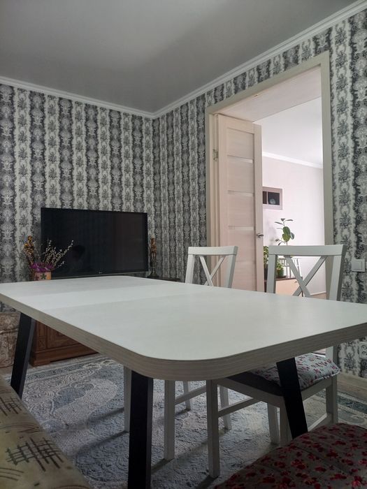 Стол кухонный,польский