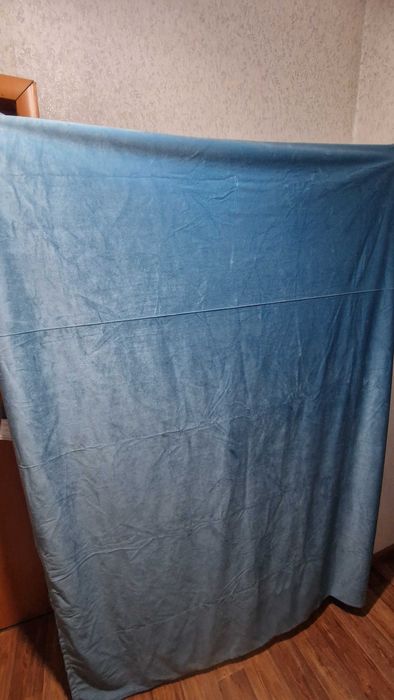 Бархатные шторы 2 штуки