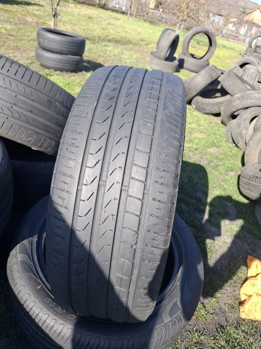 Vand 2 anvelope 235 50 19 pireli de vara bune
