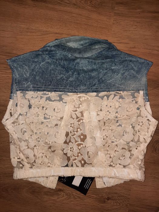 Vesta de blugi cu dantela noua