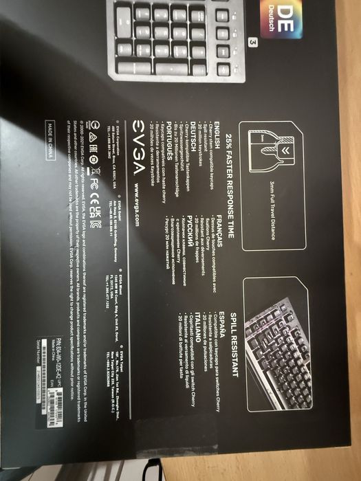 Геймърска клавиатура EVGA Z12 RGB