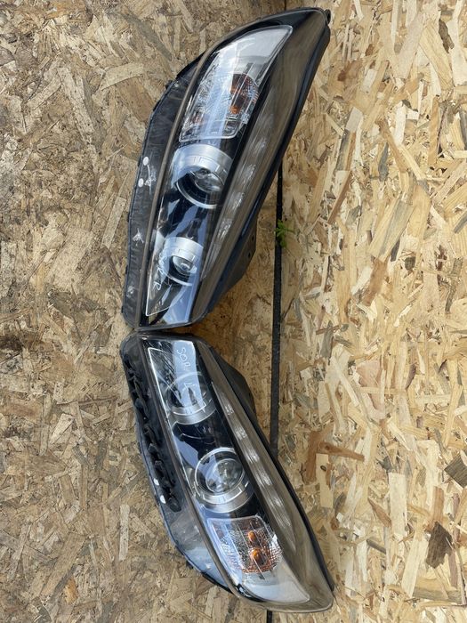 Фар ляв,десен за Kia Sorento 2016-2018год.