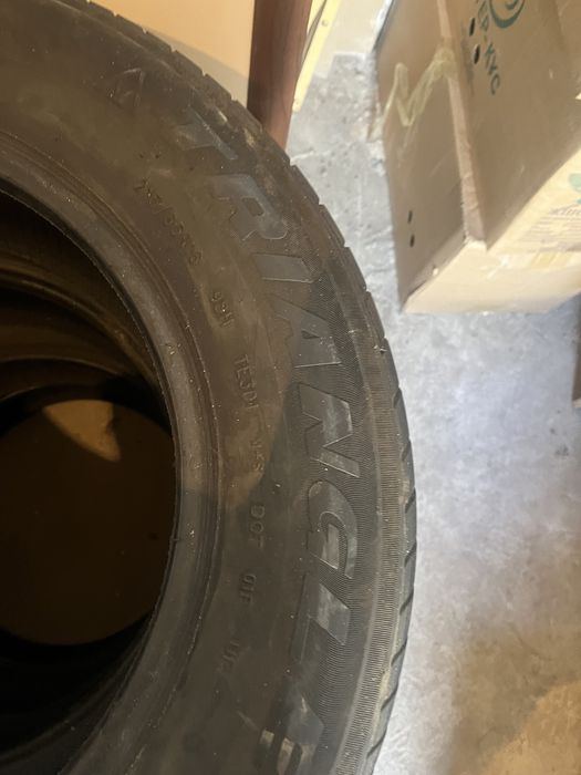 Продам резину на авто R16