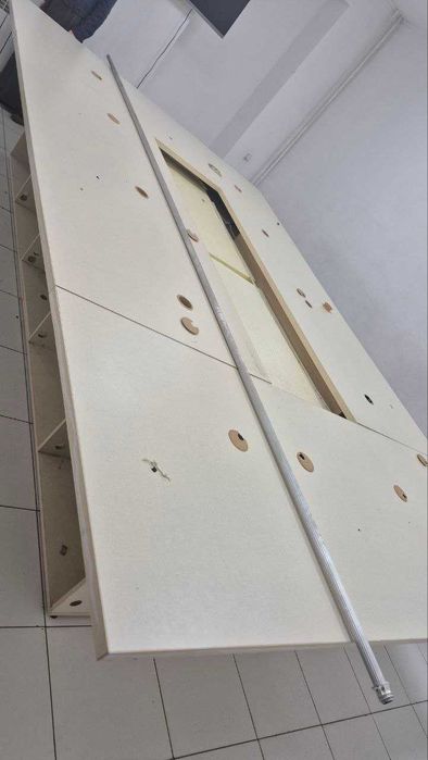 Ofis mebellari to'plami O'quv markazi uchun mebel stol stullar