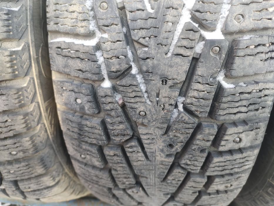 215/55 16 шипованные.
