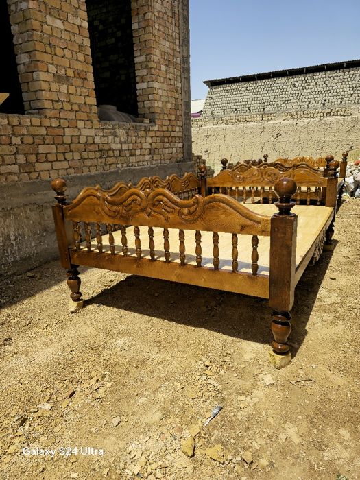 Tapchan, yogoch kiravat,