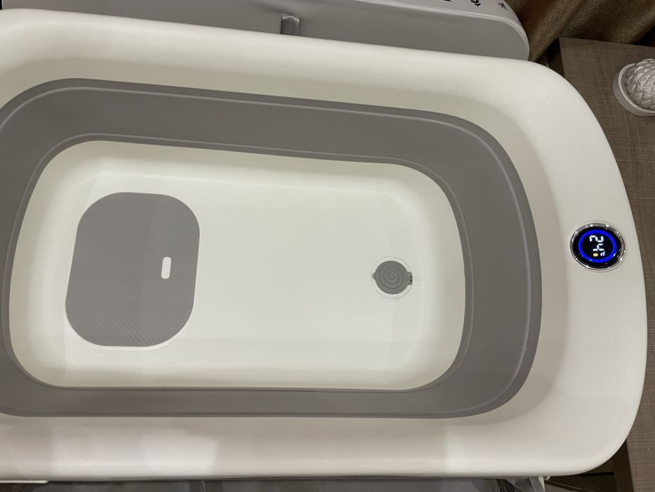 Ванночка + пеленалтный столик