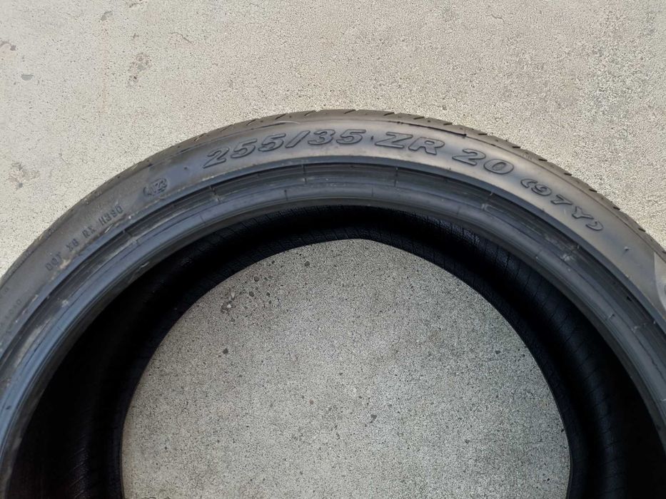 O anvelopa de vara 255 35 20 pirelli p zero profil 8 mm dot 4123