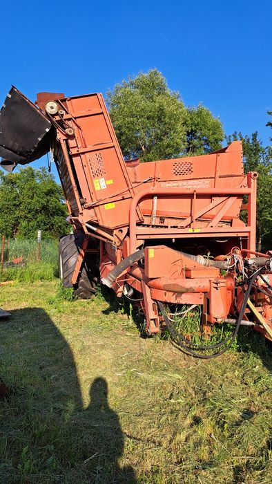 Продавам картофокомбайн GRIMME двуредов