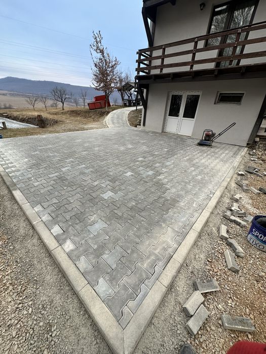 Pavaje, borduri, rigole de scurgere