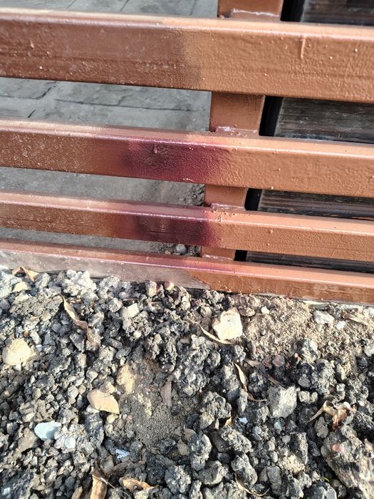 Spray vopsea maro lucios