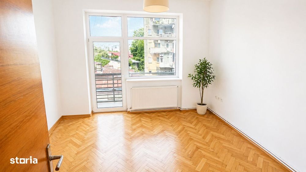 Apartament 4 camere | Universitate Armeneasca | Centrala Proprie