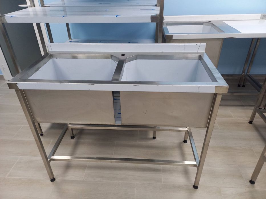 Mese și chiuvete inox