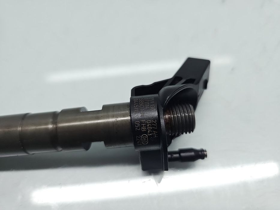 Injector Volkswagen Touareg (7LA, 7L6) [Fabr 2003-2010] 059130277AH 3.