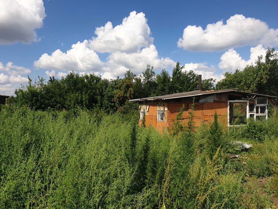 Продам два учстка в одни руки