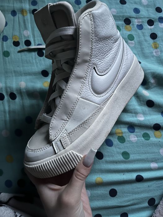 Nike Blaze mid,sunt aproape noi