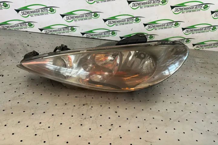 Far dreapta Peugeot 206 2006 1.4 MT (75 hp)