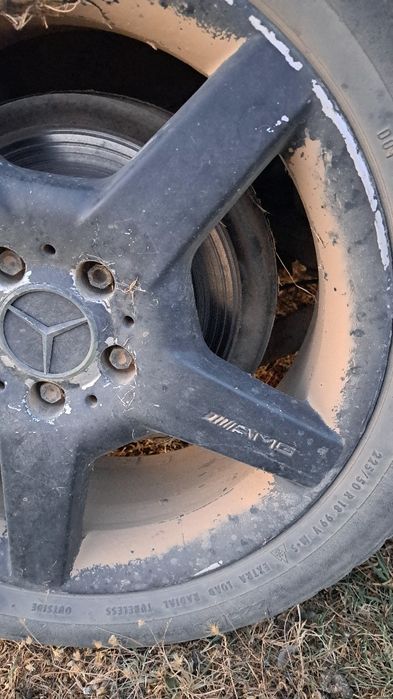 Mercedes  E  320  W 210