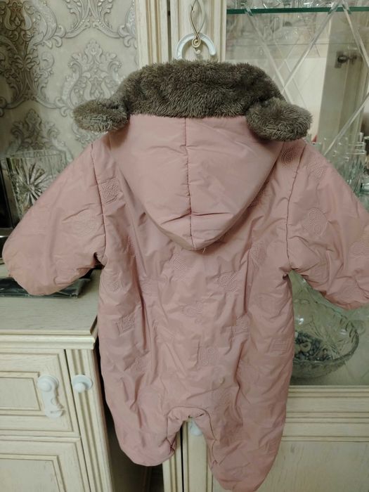 Продам детские комбинезоны