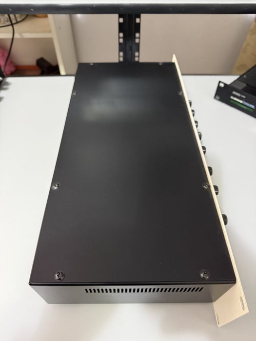 Preamplificator TLA Ivory 2 VP5051