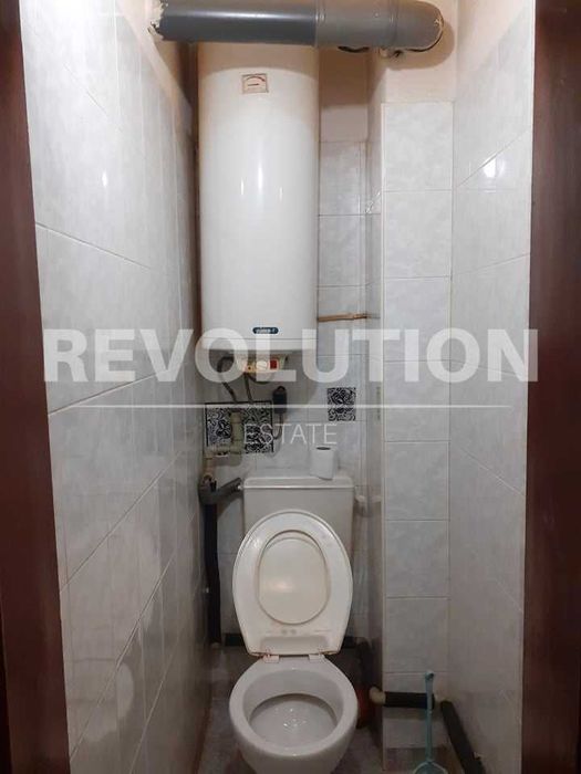 Тристаен апартамент в района на Общината