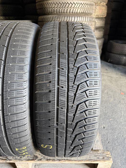 2 anvelope iarna 235/55/19 , Hankook !