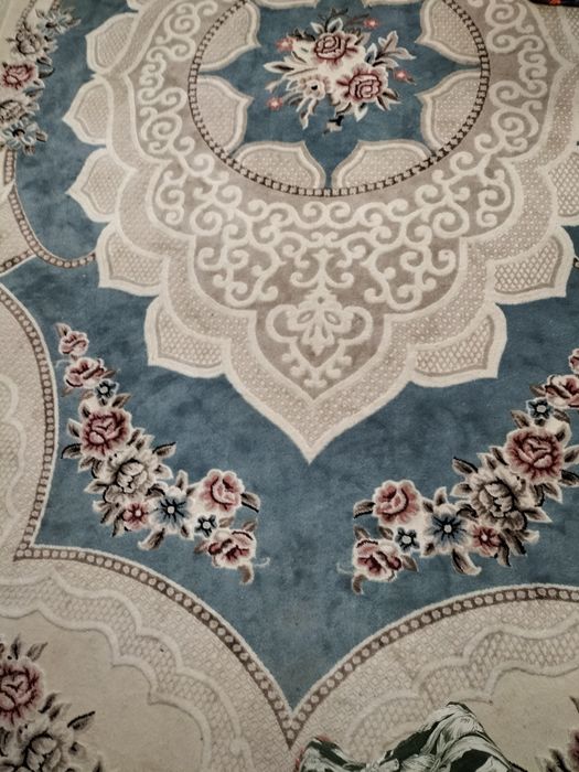 Продам ковер 35000