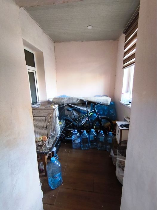 Срочно продам квартиру 4х ком 1 этаже