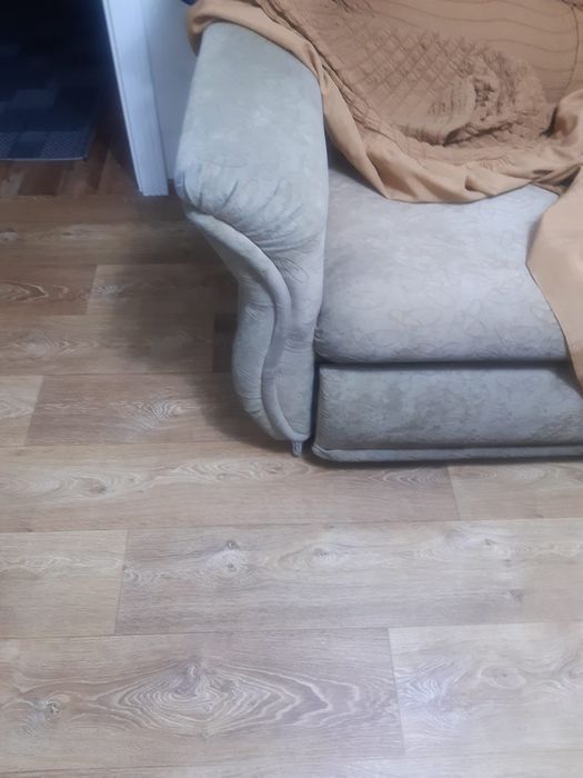 Уголок:диван,софа и кресло