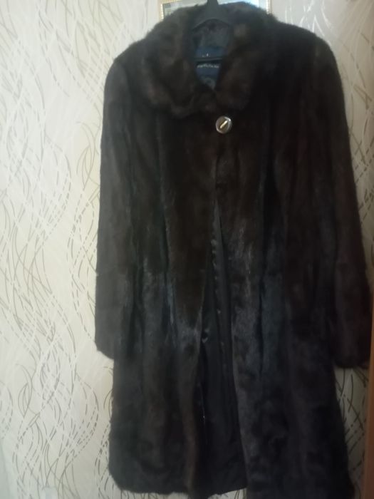 Продам Норковую шубу