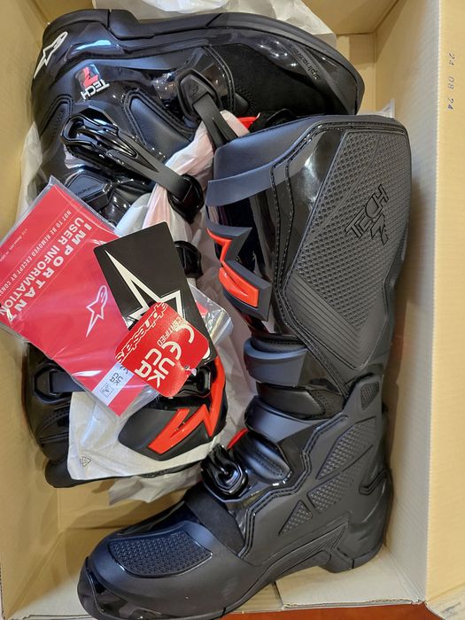Мотокрос ботуши ALPINESTARS tech 10 black/red