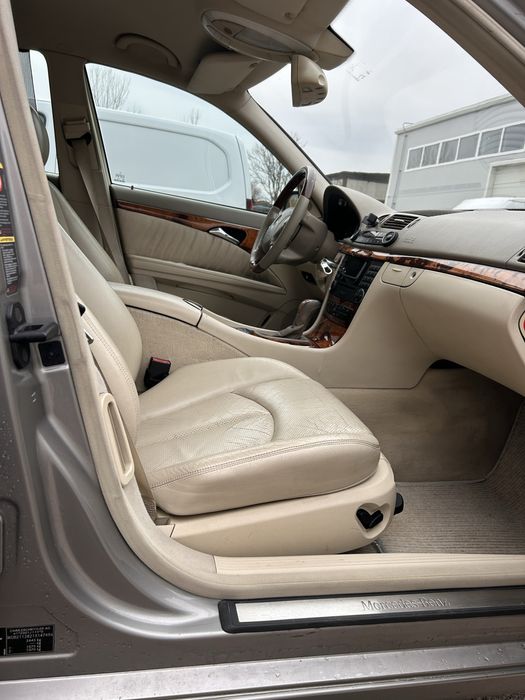 Mercedes Benz  E320 Газ/бензин