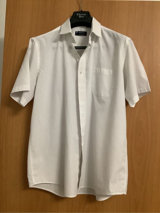 Рубашки белые школьные 48 размер