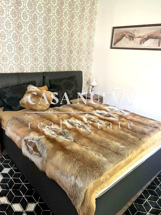 Продава се Къща в София, Център - 400 кв.м за 1 €/кв.м - Снимка #10