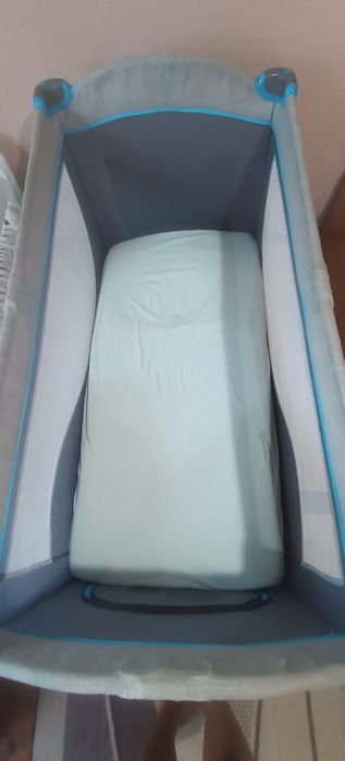 Сгъваема бебешка кошара с повивалник + ПОДАРЪК сгъваем матрак