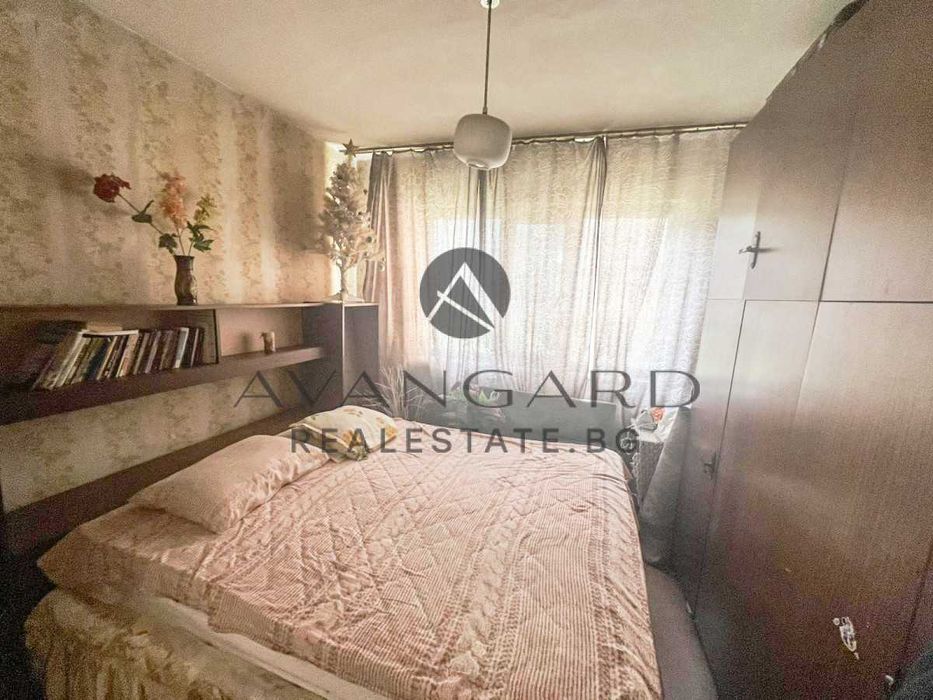 Продава се Тристаен апартамент в Пловдив, Тракия - 69 кв.м за 924 €/кв.м - Снимка #2