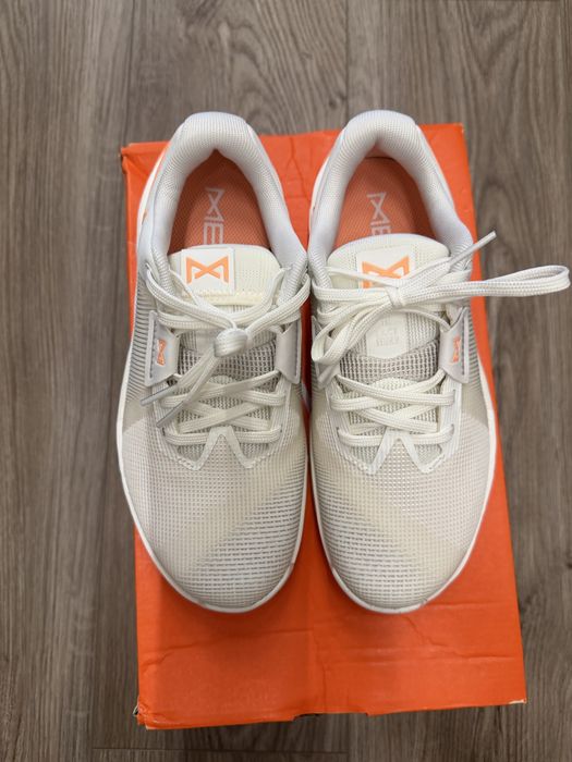 Продам nike metcon